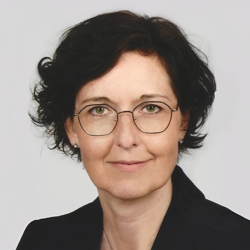 mag. Tamara Prezelj